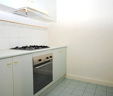 Fantastic unfurnished 3 bedroom in City Gate - Photo 5