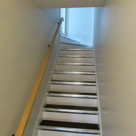 For Lease - 24A Roncesvalles Avenue Unit# 3rd Floor, Toronto, Ontario - Photo 3