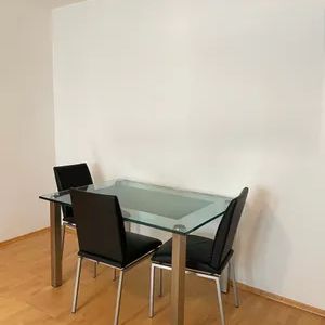 NEU: Ruhige 2-Zimmer-Wohnung mit Lift und separater Küche in 1120 Wien - Photo 3