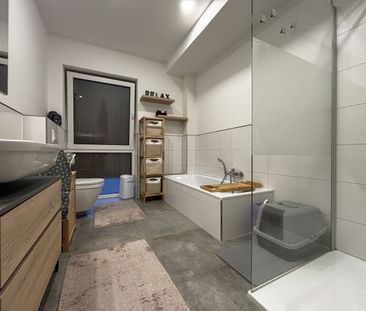 Bremerhaven - Schiffdorferdamm // 3-Zimmer Wohnung mit Balkon am Kl... - Photo 2