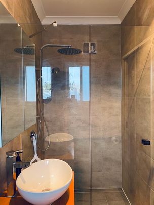 Greenslopes - Photo 1