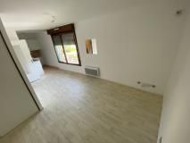 Location Appartement 1 pièce 29m² ST GERMAIN EN LAYE 78100 - Photo 3