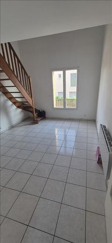 1 pièce - 33,99 m² - 1er étage - Colocation autorisée - Photo 2