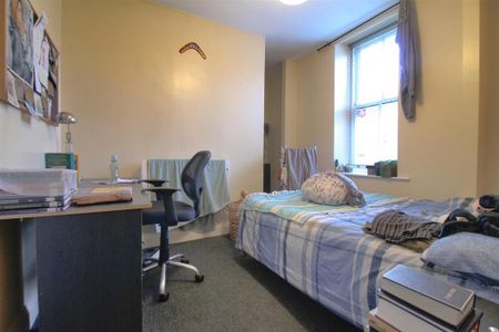 4 bedroom house to rent - Photo 2