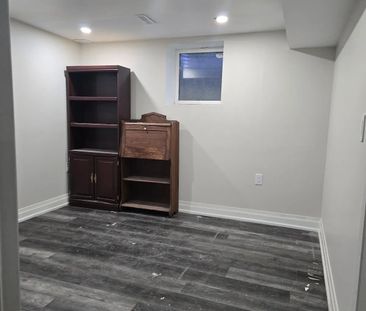 For Lease - 47 Mikado Crescent, Brampton, Ontario - Photo 4