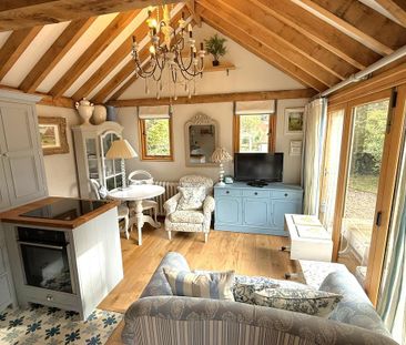 1 bedroom ground floor flat to rent - Photo 1