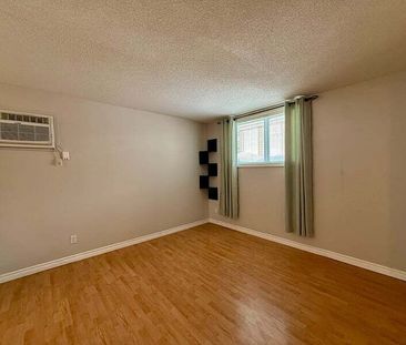 171 Mabel St Unit 6 - Photo 4