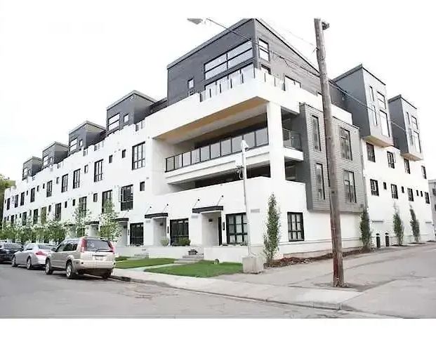 EXECUTIVE MOUNT ROYAL 1 BEDROOM CONDO - PET FRIENDLY | 1719 9a St SW, Calgary - Photo 1