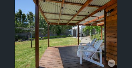 LOCATION, LOCATION, LOCATION - Photo 4