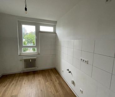 Großzügige 3-Zimmer-Wohnung in Darmstadt-Eberstadt ! - Foto 2