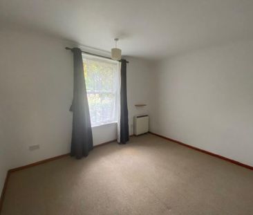 1 bedroom ground floor flat to rent - Photo 3