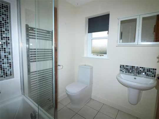 2 bedroom terraced house to rent - Photo 1