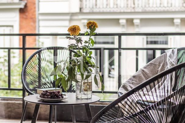 2 room luxury Flat for rent in Madrid, Spain - Photo 1