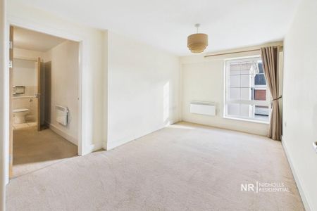 2 bedroom flat to rent - Photo 2
