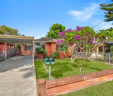 BEAUTIFUL MODERN LARGE FAMILY HOME - Photo 3