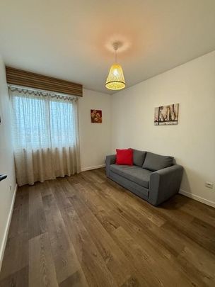 Location Appartement 3 pièces 73m² CHARNAY LES MACON 71850 - Photo 1