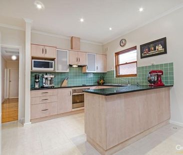 3 Bedroom Home Ideally Located within a Short Walk of the Beach - Photo 5