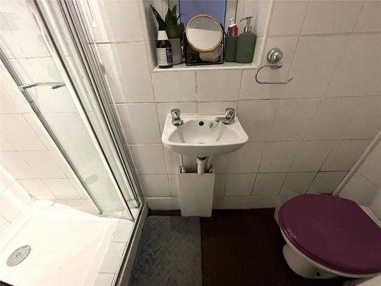 4 bedroom detached house to rent - Photo 1