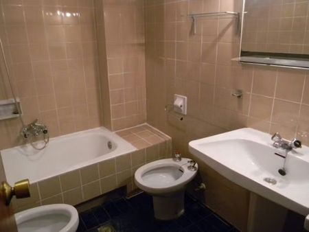 Carrer de Guillem de Castro, Valencia, Valencian Community 46001 - Photo 4