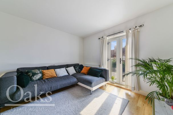 Woodside Green, South Norwood, London - Photo 1