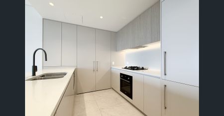 Rhodes Central Modern 2-Bedroom Apartment with Water Views - Photo 3