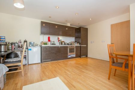 2 bedroom apartment to rent Maidstone Road, Norwich, NR1 - Photo 4