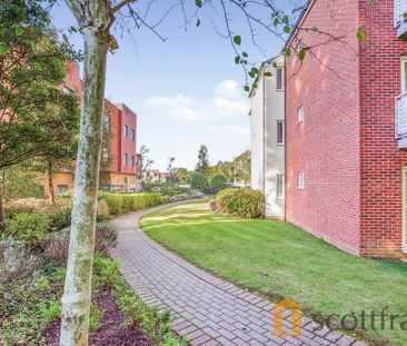 2 bedroom flat to rent - Photo 2