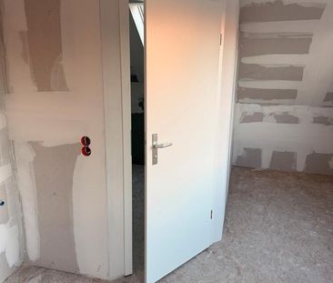 Kernsaniertes 1-Zimmer-Apartment (ca. 26 m²) im 1. OG - Photo 1