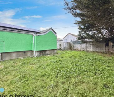 Alvis Avenue - Photo 3