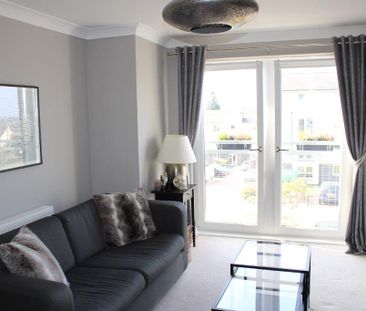 2 bed flat for rent in Corstorphine - Photo 2