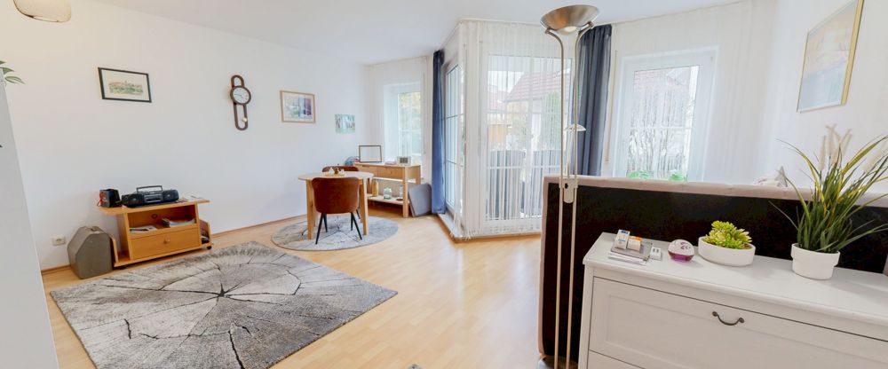 Attraktive Terrassenwohnung im Erdgeschoss mit Einbauküche in Graben - Photo 1