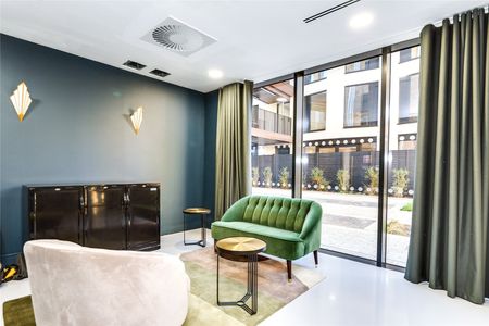 2 bedroom maisonette to rent - Photo 2