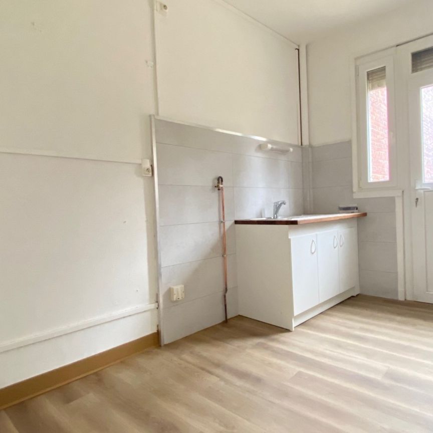 Location Appartement 2 pièces 55m² DOUAI 59500 - Photo 1