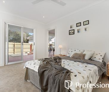 A Home with Heart, Space & Character - Photo 5