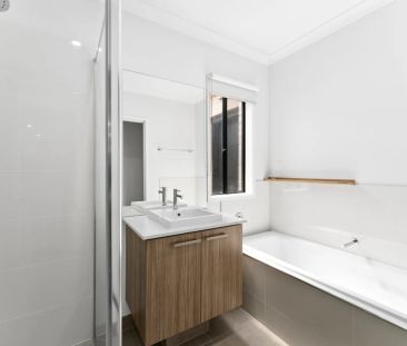 Close to walking tracks and Parks!!!! - Photo 5