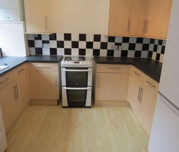 Bedroom Semi Detached House In Winton, BH9 - Photo 1