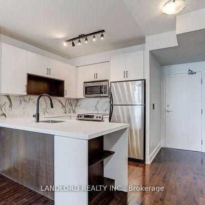 21 CARLTON ST. #2003 - MODERN 1BED/1BATH IN PRIME DOWNTOWN! - Photo 3