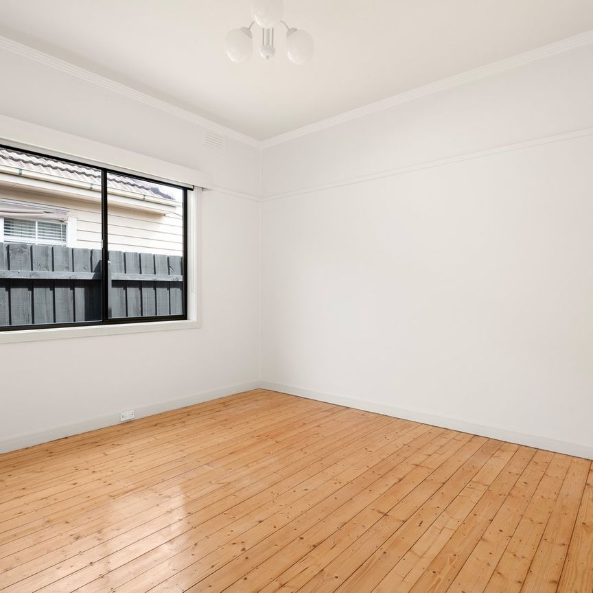 38 Powell Street, Reservoir - Photo 1