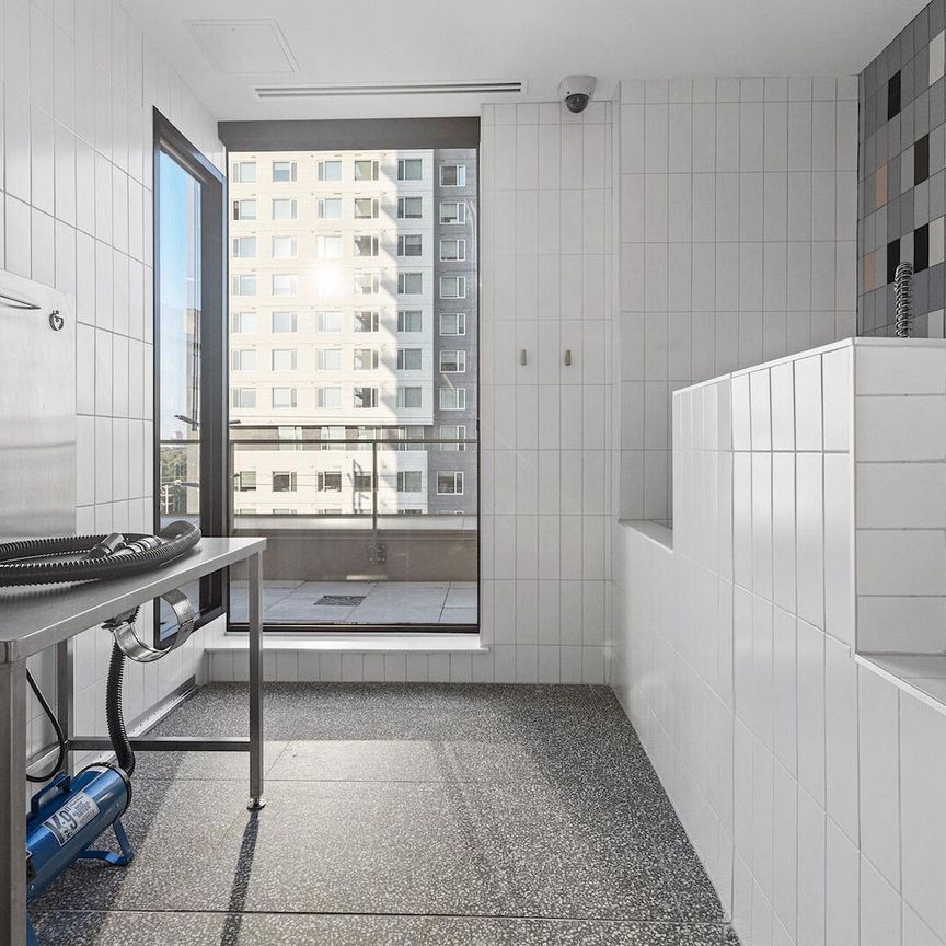 Lease is more. - Photo 1