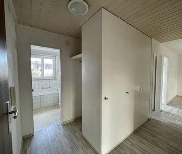 Helle Wohnung mit grosszügigem Sitzplatz - Photo 6