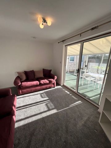 4 Bed Semi-Detached House, Brangwyn Grove, BS7 - Photo 4