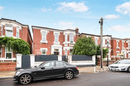 1 bedroom apartment to rent 15 Yarborough Road, Southsea, PO5 - Photo 2