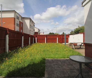 1 bedroom in a house share to rent - Photo 6