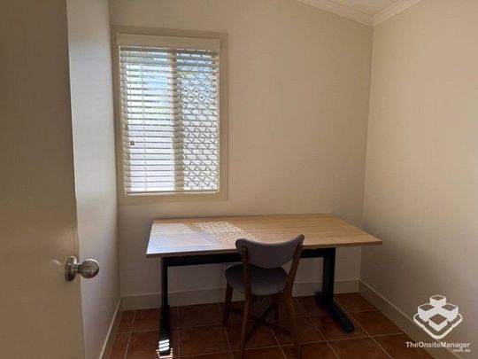 Gold Coast Short Term Rental, 1B+Study, Min 4 week stay, Fully Furnished - Photo 1