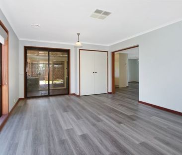 Large Family Home - Photo 6