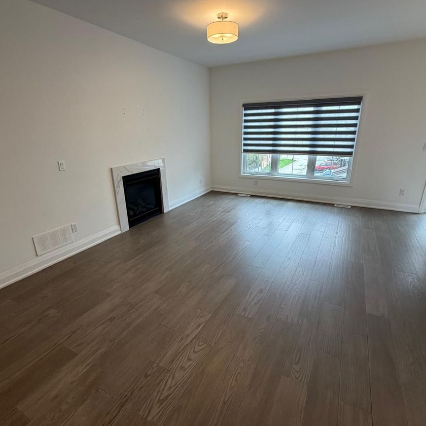 For Lease - 7 Santa Barbara Lane, Halton Hills, Ontario - Photo 1