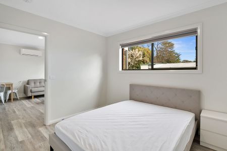 SELF CONTAINED APARTMENT - Photo 2