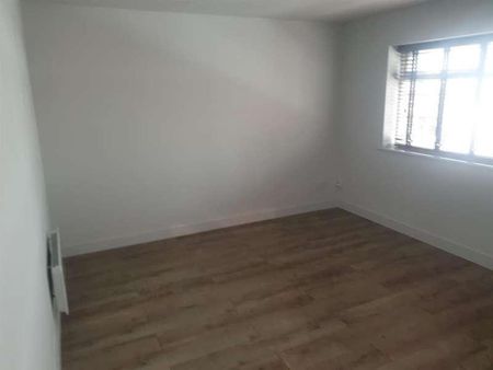 Lark Lane, Liverpool, L17 - Photo 3