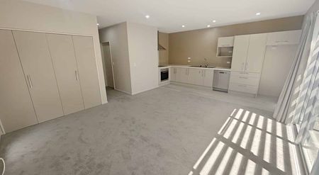 Convenience on Clarence! - Photo 5