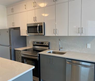 For Lease - 95 Dundas Street Unit# 112, Oakville, Ontario - Photo 5